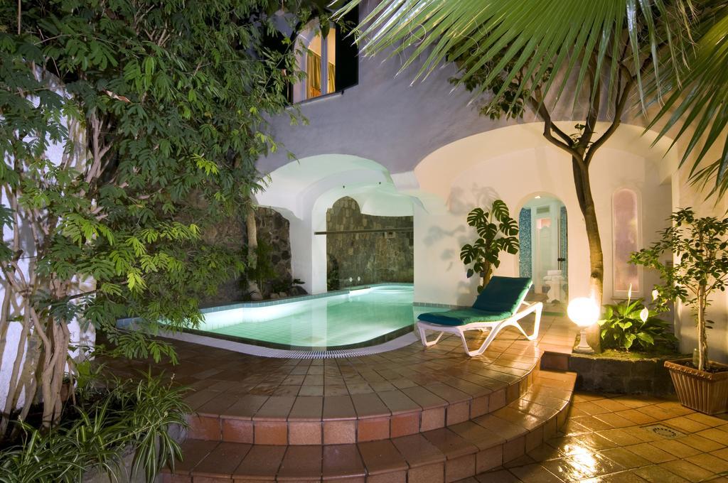 Hotel Villa Angelica Lacco Ameno  Exteriör bild