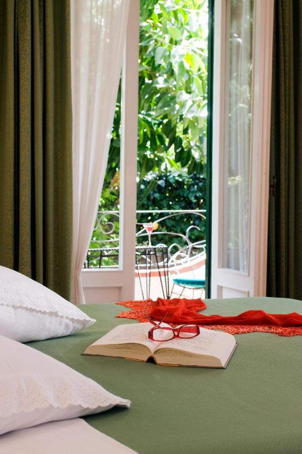 Hotel Villa Angelica Lacco Ameno  Exteriör bild